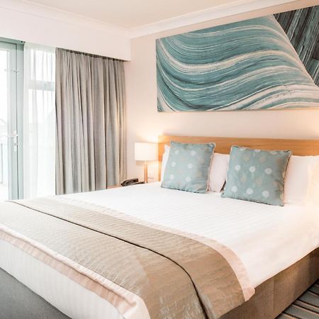 De Vere Cotswold Water Park Apartments Cirencester Eksteriør billede