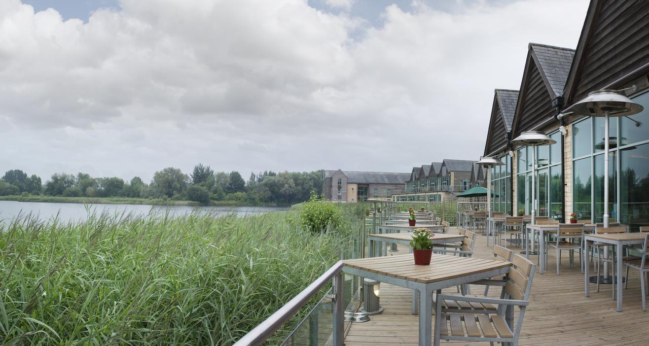 De Vere Cotswold Water Park Apartments Cirencester Eksteriør billede