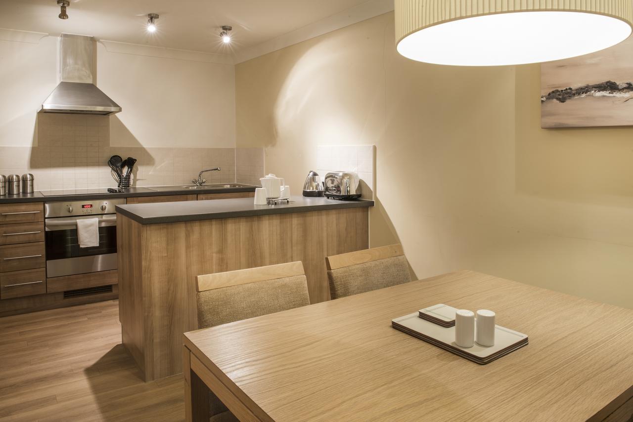 De Vere Cotswold Water Park Apartments Cirencester Eksteriør billede